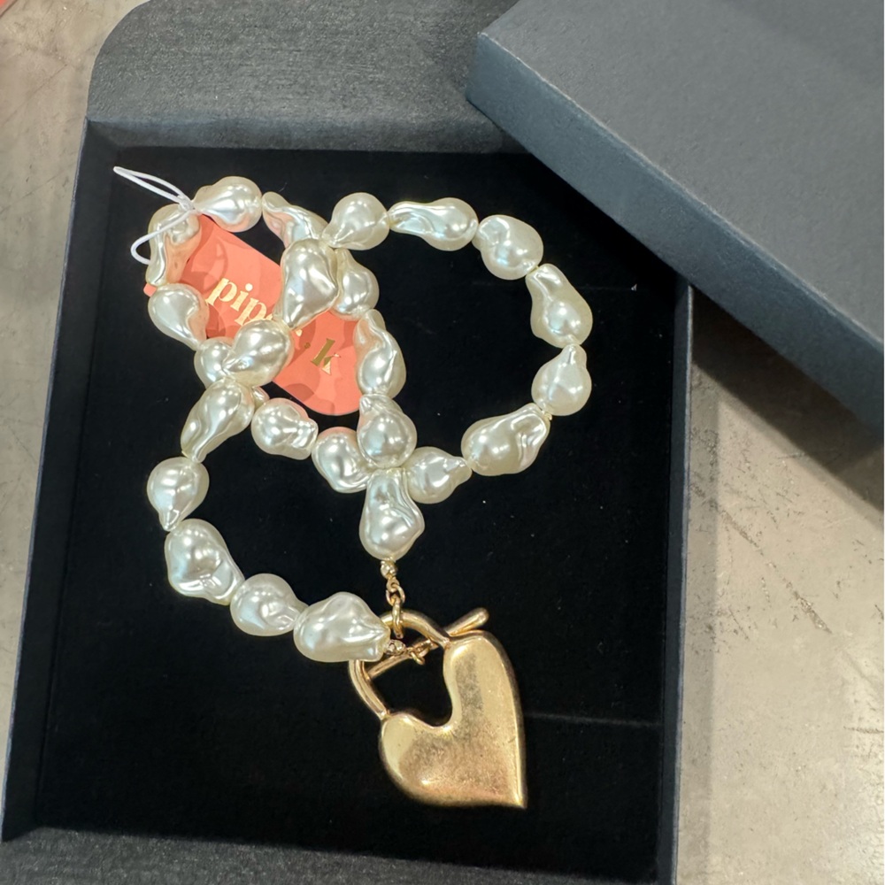 Piper•K Gold Heart Pendant with White Pearl Necklace💛FUN FASHION💛hard to find!!